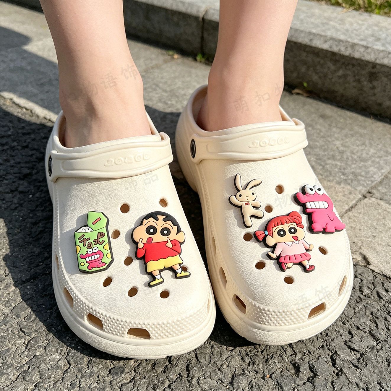 Crayon Shin-chan shoe flower a - Supply Florist review and price