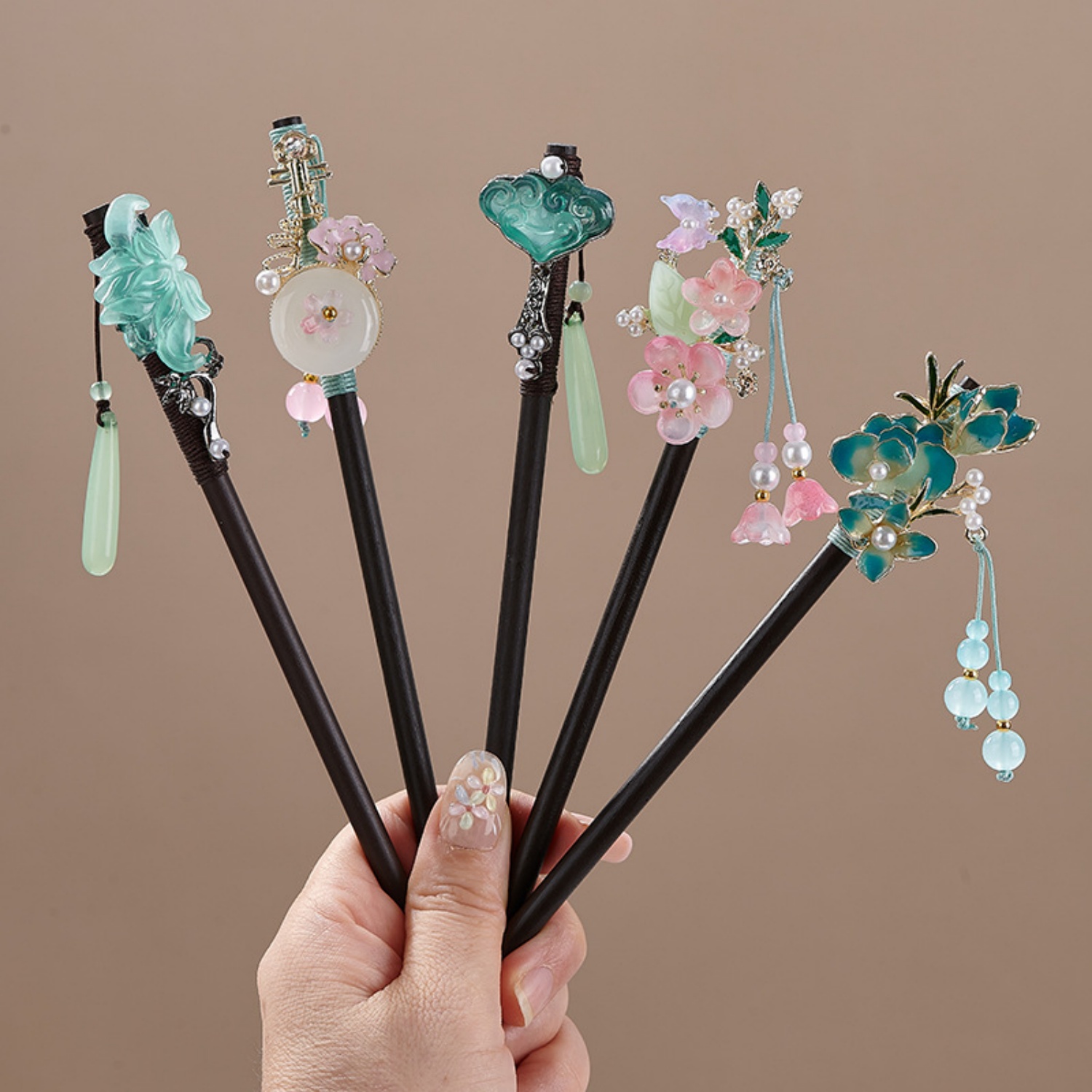 Vintage Flower Hairpin For Wom - Supply Florist review and price